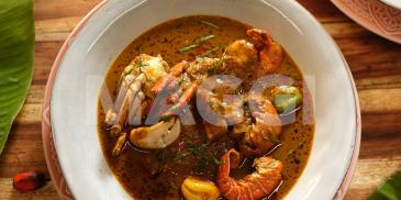 Seafood veggie banga soup